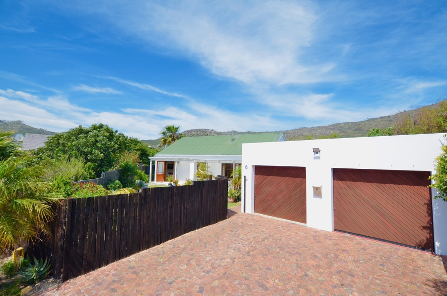 3 Bedroom Property for Sale in Capri Western Cape